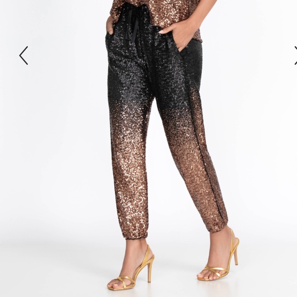 JOHNNY WAS SEQUIN DORIAN KIMONO AND SEQUIN GOLD JETT JOGGER SET. - Picture 11 of 16
